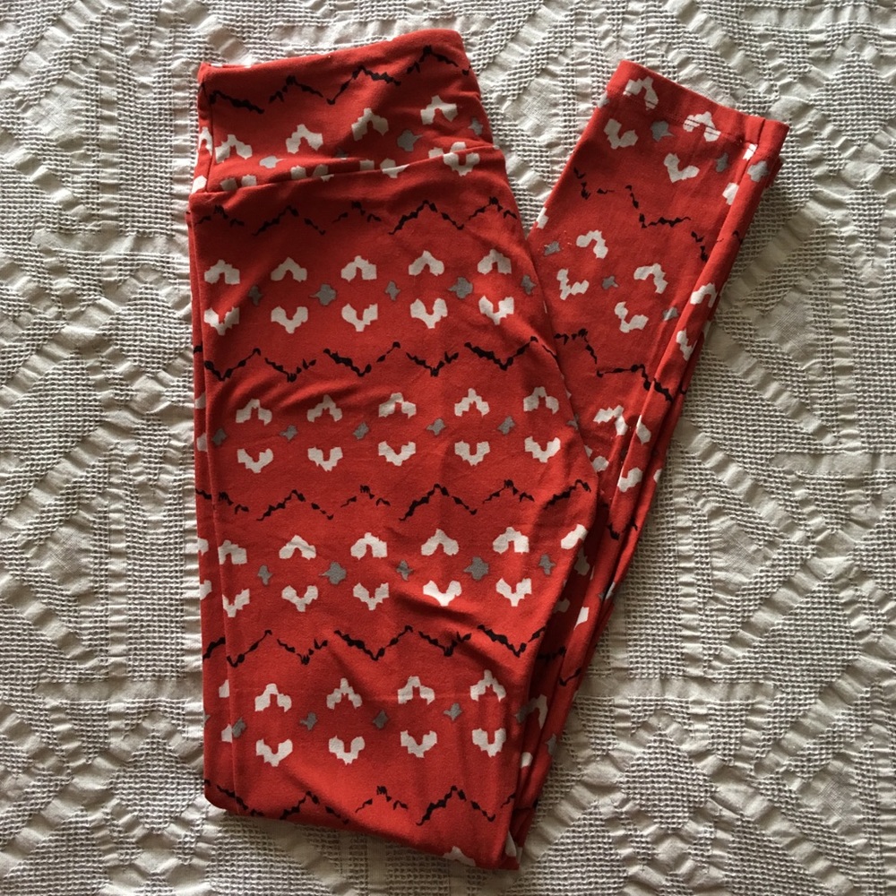 LuLaRoe EUC red leggings